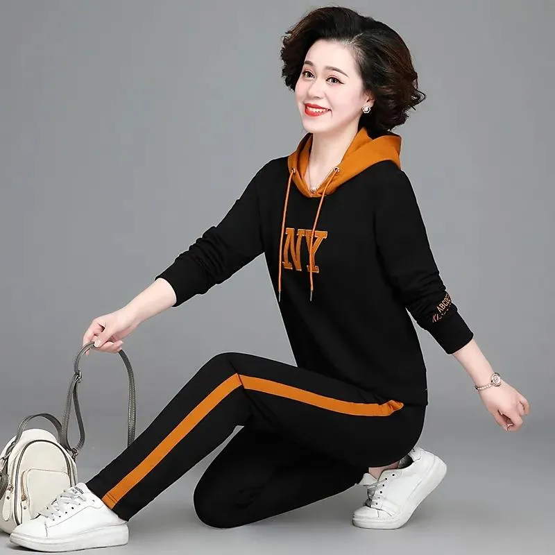 Women's Two Piece Pants Mom Fashion Letter Print 2 Set Women Outfit Spring Plus Size Hooded Long Sleeve Tracksuit Casual Sweatpant And Hoodi
