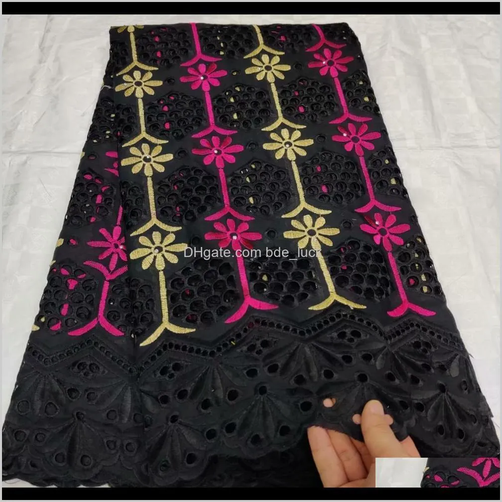 100% Cotton Swiss Voile Lace In Switzerland With and gold embroidey African Dry Lace Fabric 2019 High Quality for dress