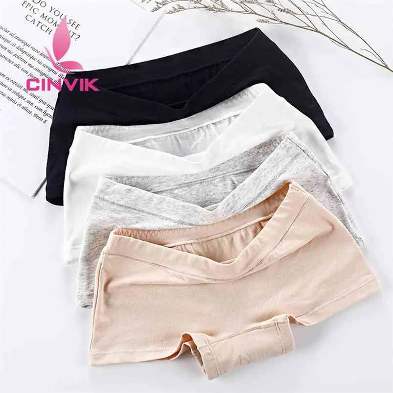 Cinvik 4pcs / lot bomull Pantie's Boyshort Kvinnliga andningsbara byxor Ladies Underkläder Tjejer Undersök Fat Boxer Shorts 210730