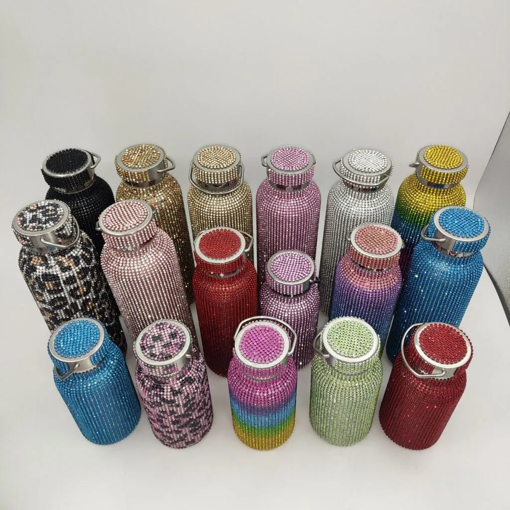 750 ml Flaş Elmas Tumbler Lüks Yalıtım Fincan Paslanmaz Çelik Tam Rhinestone Taşınabilir Su Kupa Doğum Günü Kız Hediye Toplu Toptan