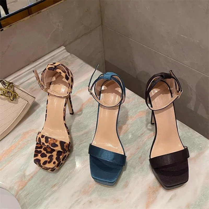 Compra Sandalias Barato | Entrega Rápida Y Calidad | Es.Dhgate. Puede  Obtener Productos Aquí A Un Precio Más Barato Que Toms \u0026 Elpalaciodehierro.