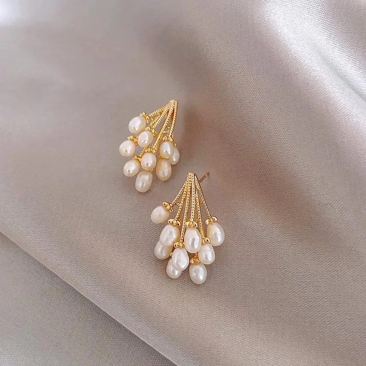 Korean Fashion Jewelry High-end Handmade Freshwater Pearl Earrings Elegant Women's Party Stud