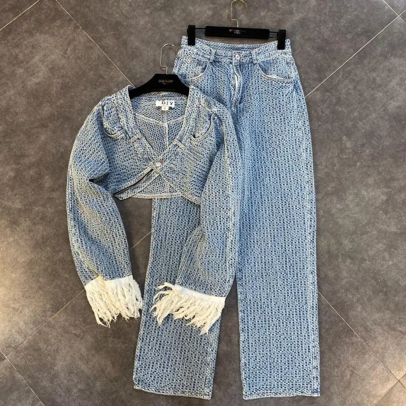 Frauen Zweiteilige Hosen Frauen Set V-ausschnitt Quaste Langarm Einfarbig Kurzen Mantel Und Hohe Taille Breite Bein Denim anzug Streetwear