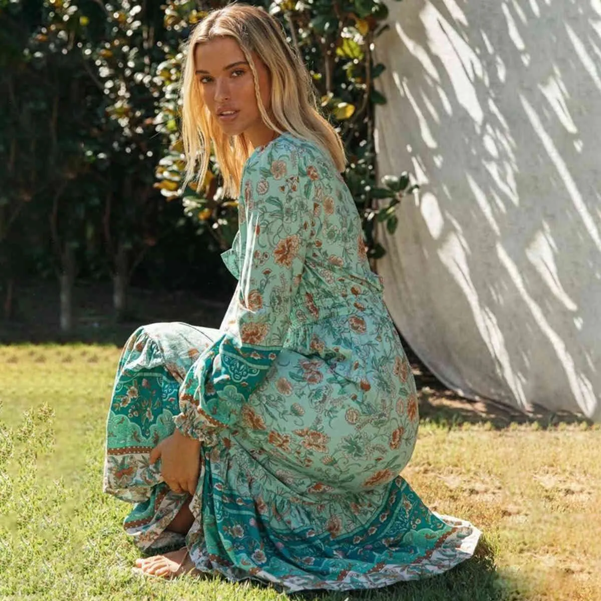 Boho Floral Maxi Dress with Adjustable Waist and V-Neck for Women Boho Floral Print Long Sleeve Maxi Dress, Hippie Chic V Neck Beach Dress  From Lu006 Manufacturer, $28.09 | DHgate.Com