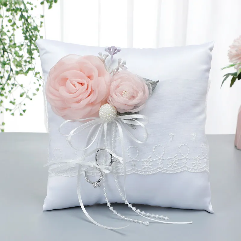 Blombröllopsringhållare Kuddar 2022 Vit Rosa Ringar Bärare Kudde för bröllop och bröllopsdag med blommor Lace 20cm * 20cm Anpassad