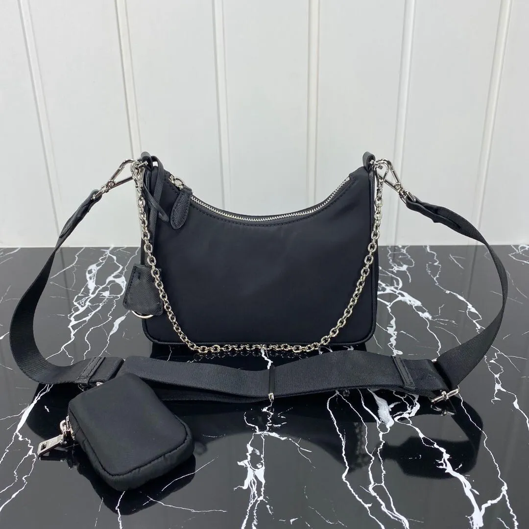 Lüks Crossbody Çanta 2 parça çanta hobo kadınlar için omuz ladyChest paketi bayan Kompozit Bez zincirler kanvas çanta 2005 Naylon presbiyopik çanta postacı çantaları.