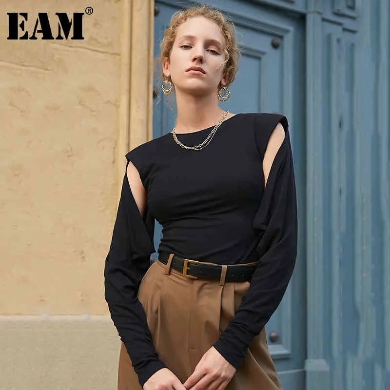 [EAM] Kobiety Ramię Wyściełane Hollow Out Black T-shirt Okrągły Neck Długi Rękaw Moda Wiosna Jesień 1DD8047 210512
