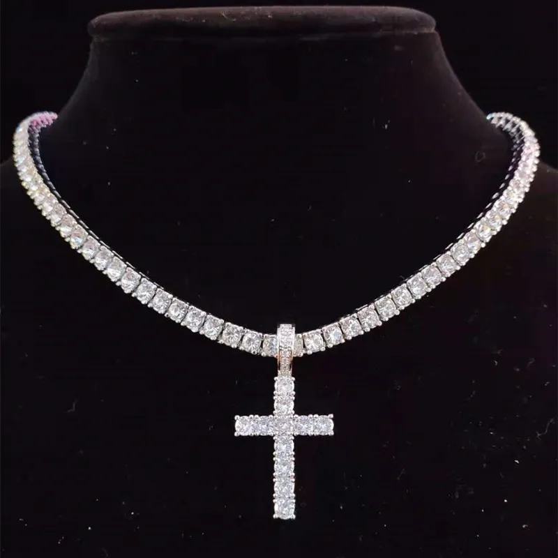 Colliers pendentifs hommes femmes Hip Hop collier croix avec chaîne de tennis en zircon de 4 mm glacé Bg HipHop bijoux cadeau de mode_voghion.com