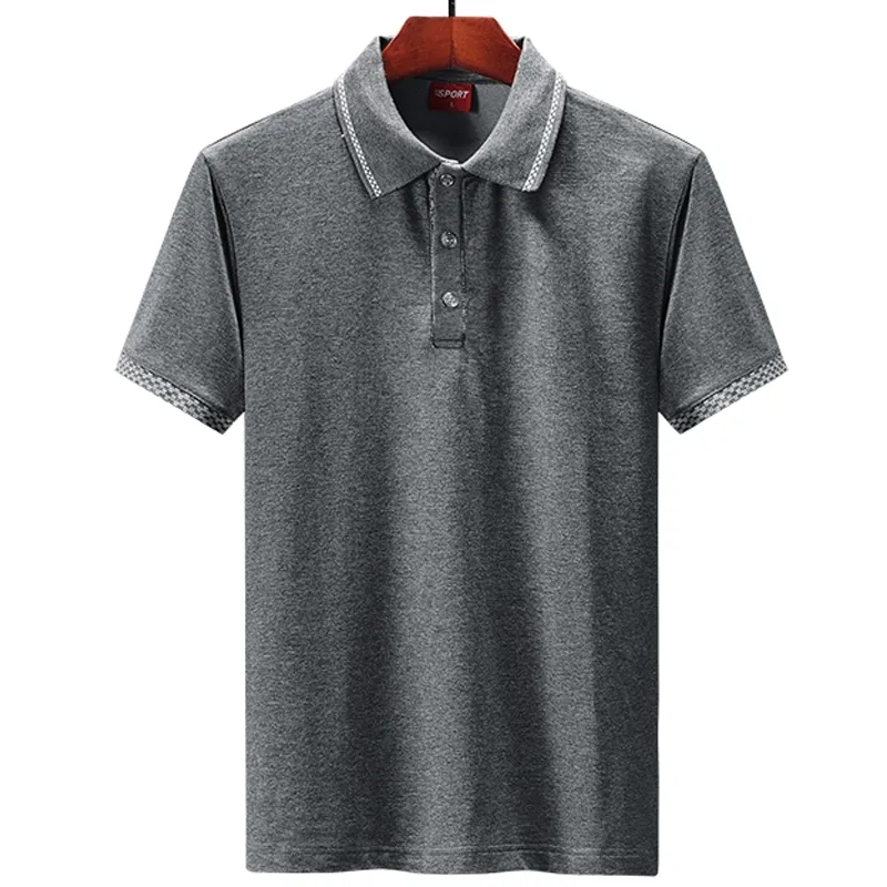 Gris Hommes Polo T-shirt D'été Coton Vêtements Col Rabattu Hommes Vêtements Polo Homme À Manches Courtes Lâche Style Polos Hombre 4XL 210601