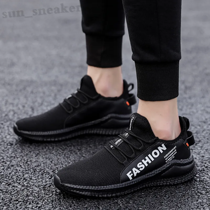 Mens Sneakers running Shoes Classic Men and woman Sports Trainer casual Cushion Surface 36-45 OO92