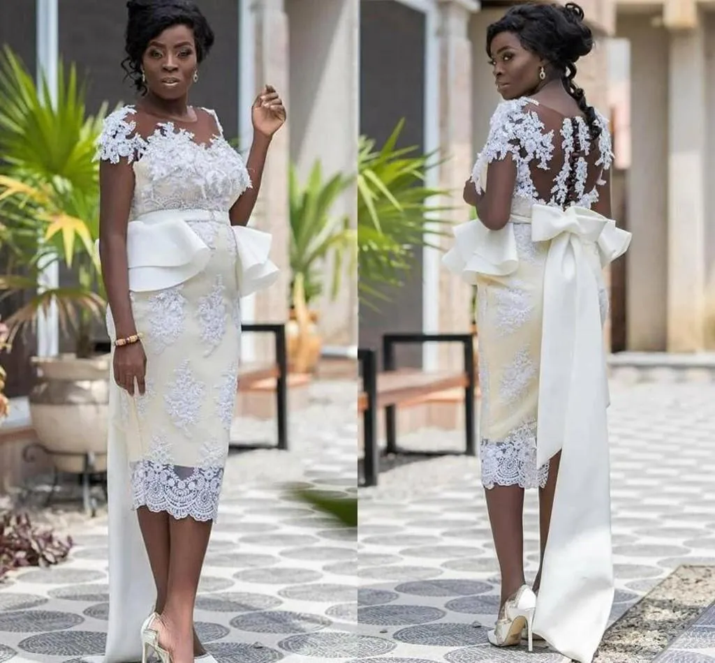 Vestidos de madre de la novia de encaje de talla grande Apliques de cuello transparente Vestidos de novia de manga corta Longitud del té Vestido de invitados de boda africano 2021