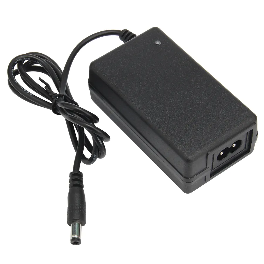 21V 1.5A 18650 Lithium Battery Charger DC 5.5MM*2.1MM 100-240V Li-ion Batteries Wall Chargers