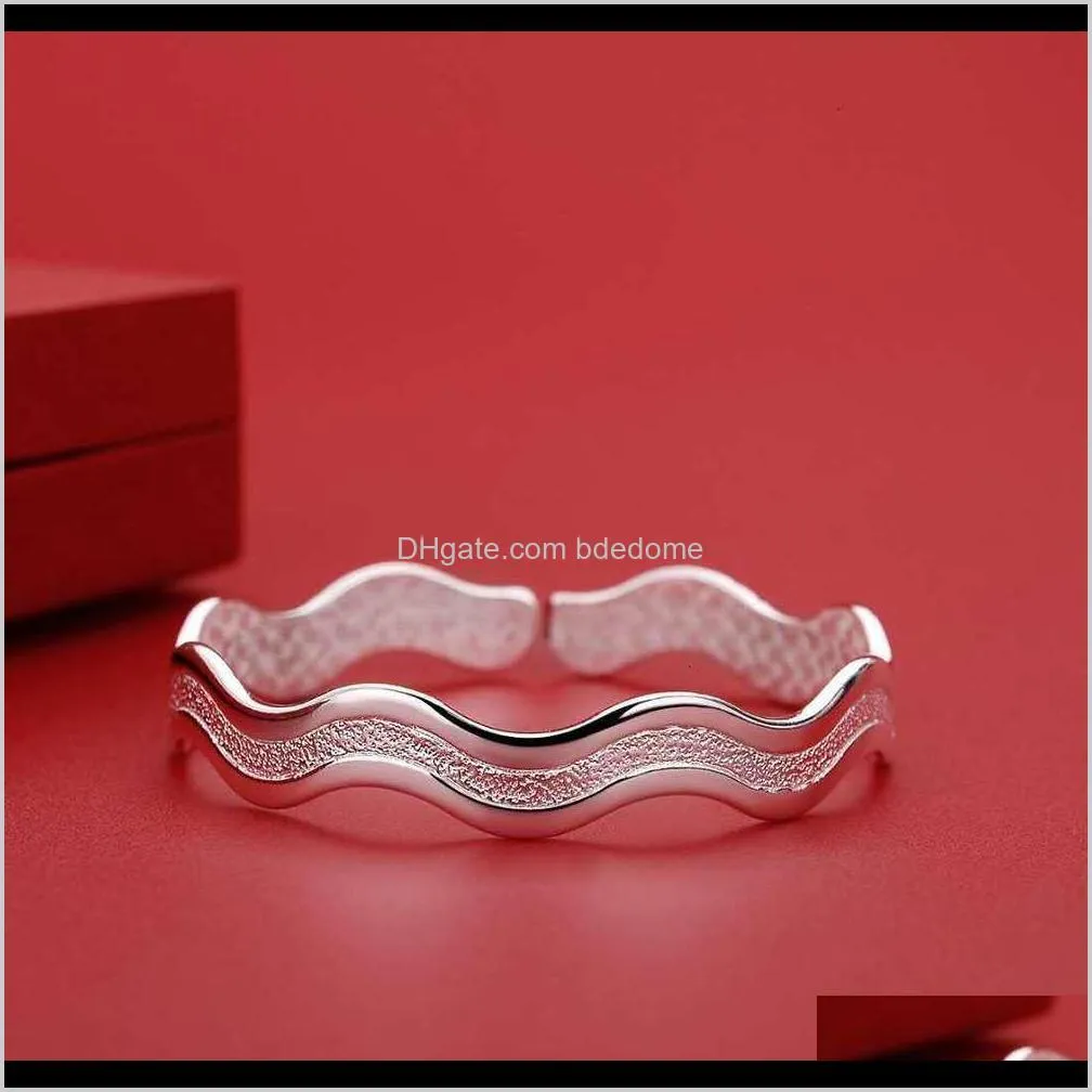 fashion water ripple twisted thread sand bracelet women`s sier plated jewelryzpww