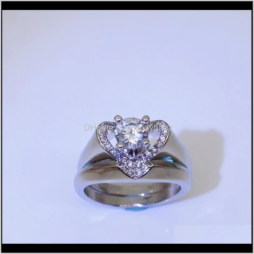 a pair of new creative heart-shaped simulation diamond ring female european and american fashion couple engagement ring