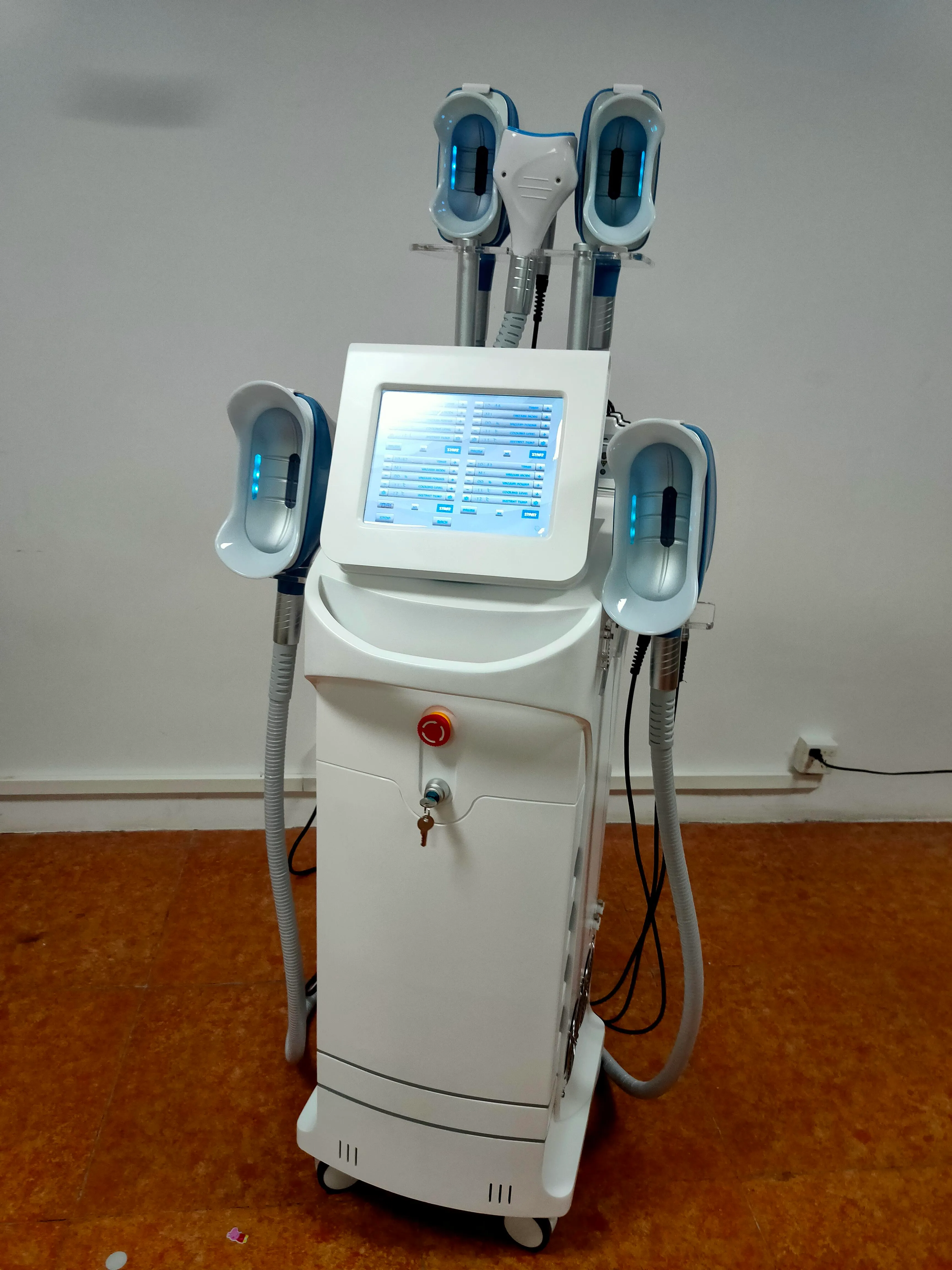 4 probes together workin 360 CRYO fat freeze 5 Handles Freezing Fat Cryolipolyis Machine with rf 40k cavitation and laser pad beauty machine