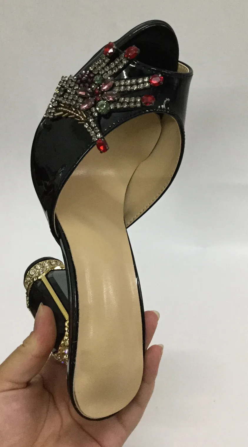 2021 donne signore genuino vera pelle strass tacchi alti sandali estivi infradito pantofola slip-on abito da sposa scarpe gladiatore diamante schede elettorali 3D mano nera