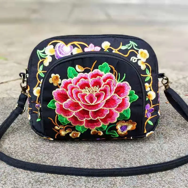 Women`s camera bag is handmade, double-sided embroidery, women Single Shoulder Messenger Bagshigh-quality cosmetic bagssfashion wallet, national style