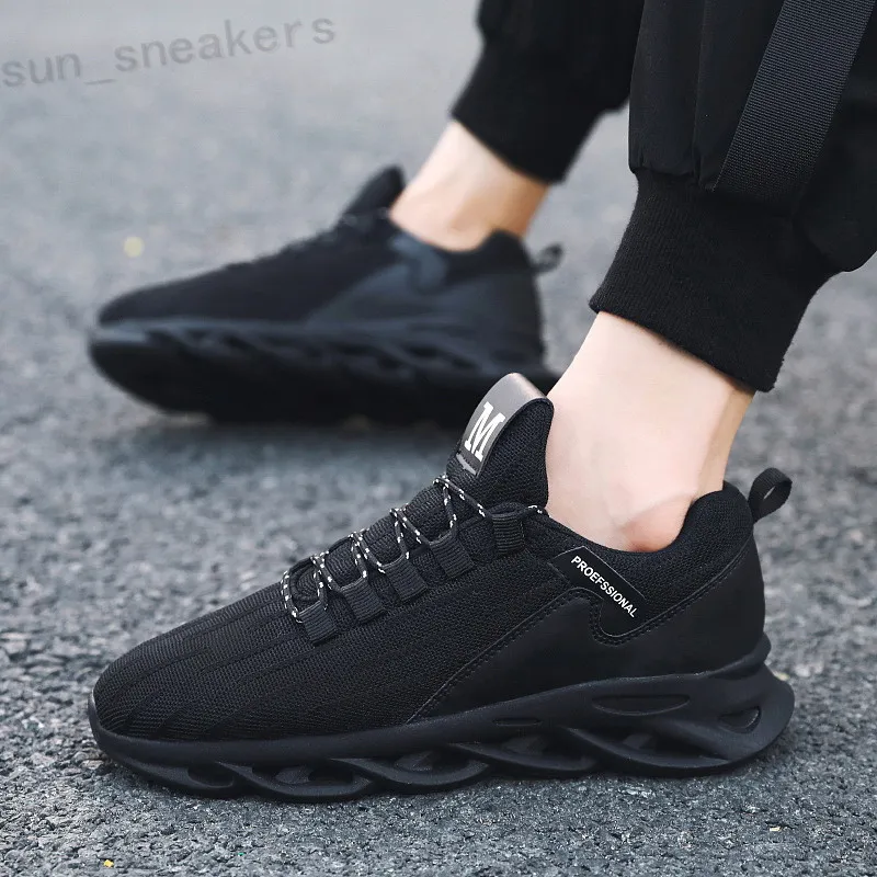 Mens Sneakers running Shoes Classic Men and woman Sports Trainer casual Cushion Surface 36-45 OO166