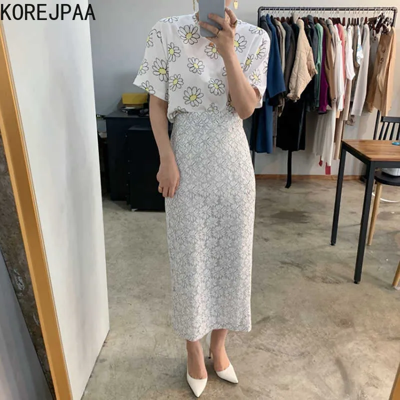 Korejpaa Women Sets Summer Korean Chic Ladies Retro Temperament Round Neck Small Flower T-Shirts High-Waist Printed Skirts 210526