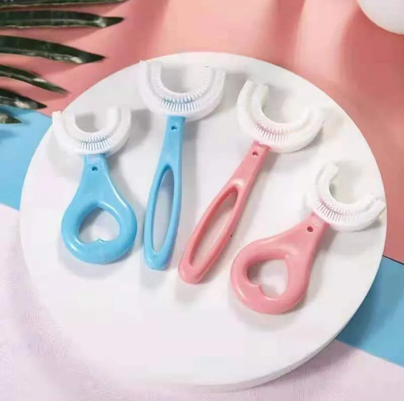 Baby Kids Nublics Здравоохранение Щетки U-образные 360 градусов Мягкий кремний ручной устной уборщик зубов для мальчика возраста 2-12т