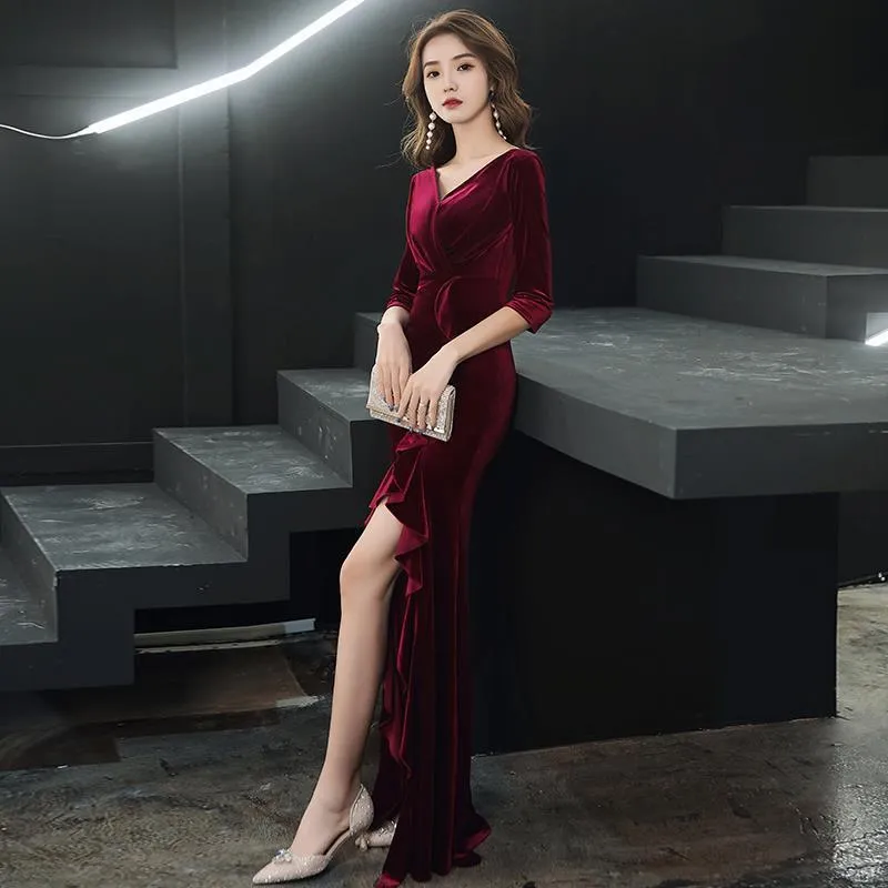 red velvet fashion nova dress Beaded Navy Blue Wedding Dresses Strapless Prom Ball Gowns 231028 –  Viniodress main image 1
