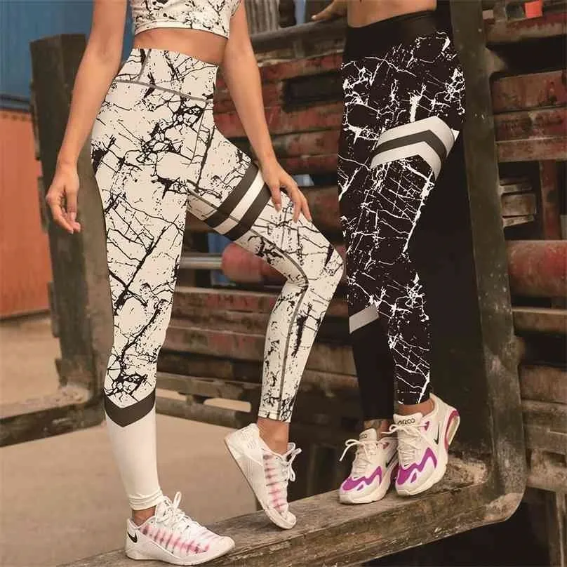 Ins Styles Stripe Printed Leggings Fashion Womens for Leggins Slim Stretch Trouser Black &White Texture Pants 210925