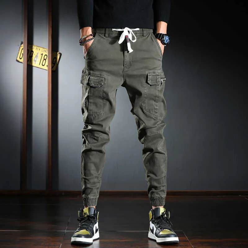 Fashion Streetwear Men Jeans Multi Psockets Multi Pantaleros de carga casuales Hombre de alta calidad Coreano Hip Hop Joggers pantalones de piernas anchas