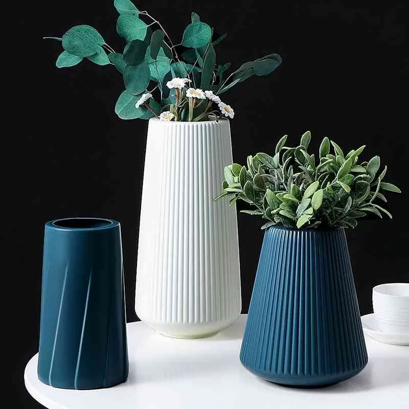 Vases pour la décoration Accueil Vase en plastique Blanc / Bleu Panier de fleurs Arrangement Salon Style moderne Simple Artistique 210409