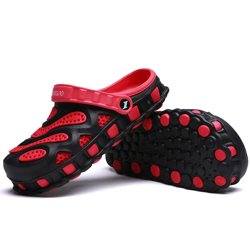 Pantoufles Hotsales occasionnelles originales Lady Gentlemen Sandy Beach Hole Chaussures Hommes Femmes Respirant et léger Flip-Flops