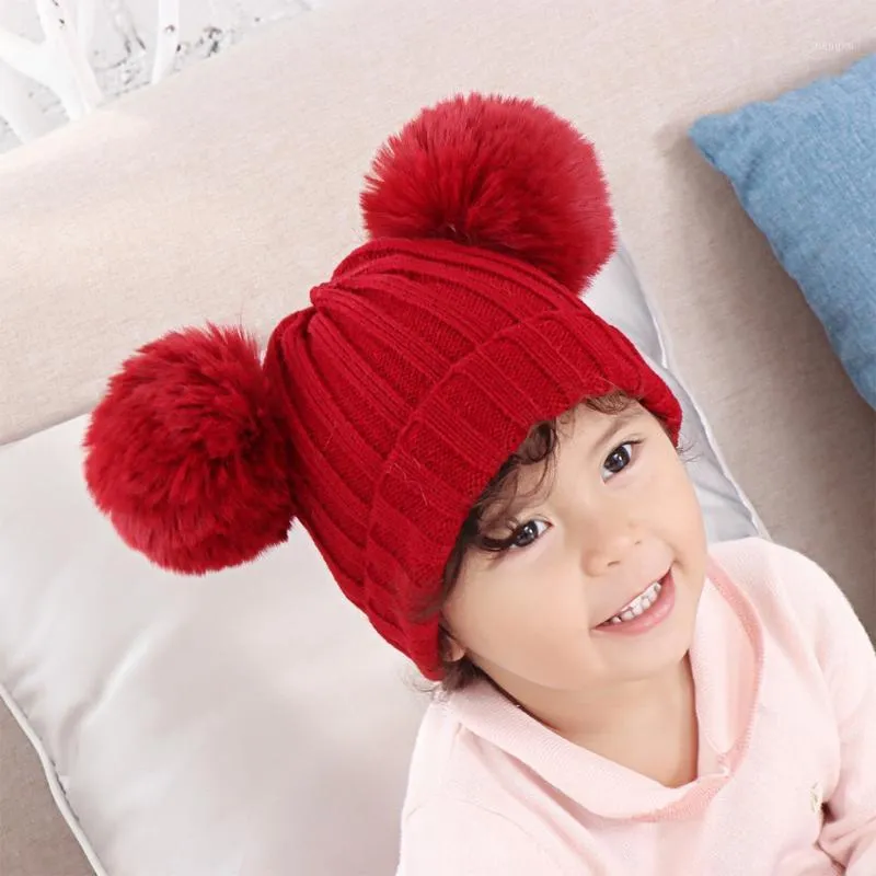 キャップ帽子子供赤ちゃんニット帽子、女の子の男の子のためのかわいい二重POM厚い暖かい冬のウールの帽子