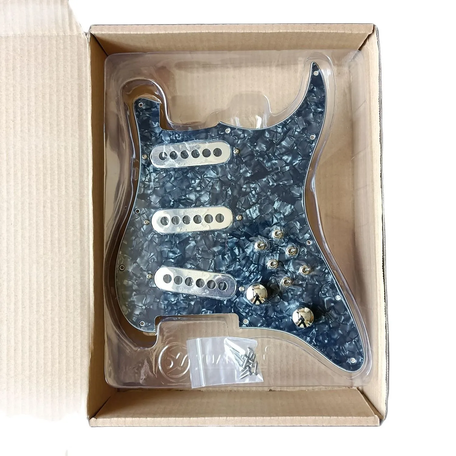 Golpeador SSS precableado actualizado, pastillas tri-sónicas Silver Burns para arnés de soldadura de guitarra especial BM, 1 Juego