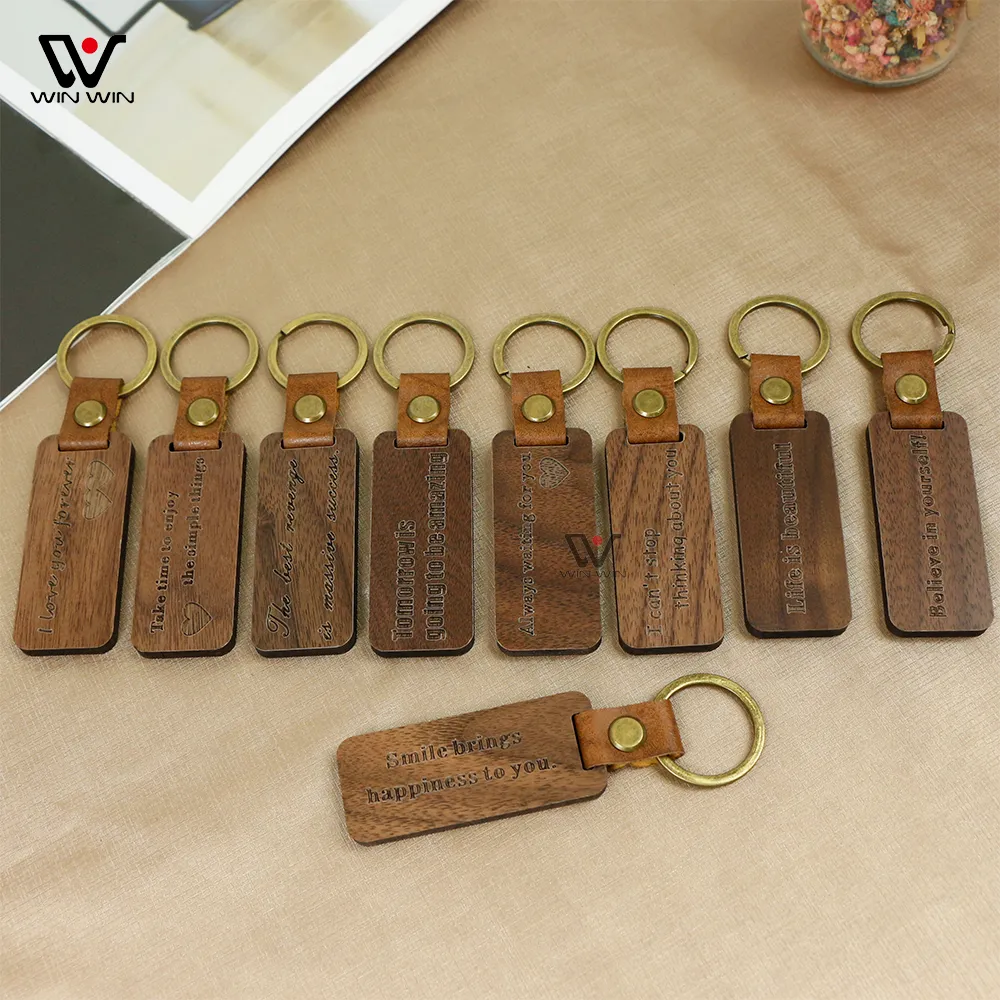 Correias Chaveiro Buckle Lovers Carro Keychain Designers de couro artesanal Chaveiros Homens Mulheres Saco Pingente de Moda Acessórios