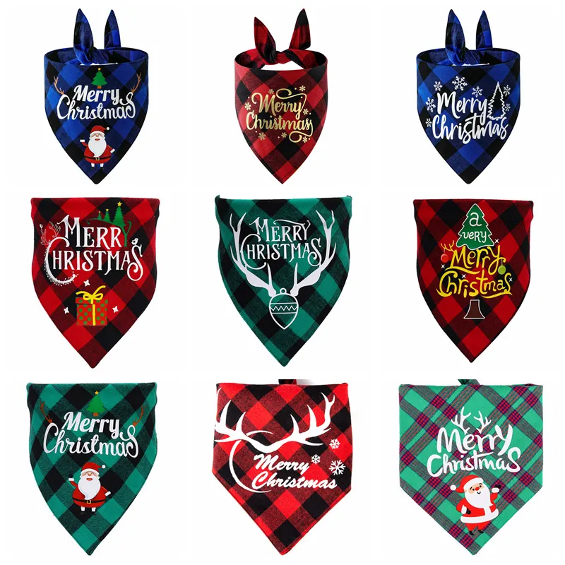 33 couleurs Chiens de Noël Bandana Vêtements pour chiens Buffalo Plaid Joyeux Père Noël et bonhomme de neige Imprime Écharpe triangulaire double couche réversible Accessoires classiques pour animaux de compagnie A143