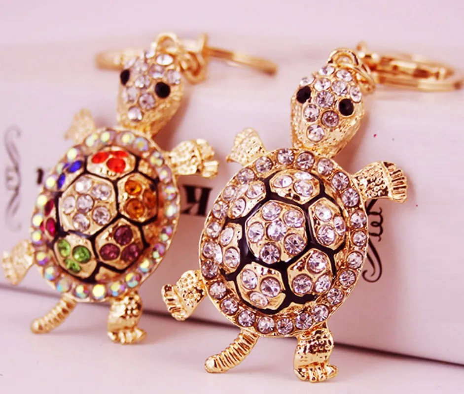 Bling Bling Crystal Tortoise Keychain Holder Metal Nyckel Kedja Havssköldpaddor Keyring Charm Bag Auto Pendant Present