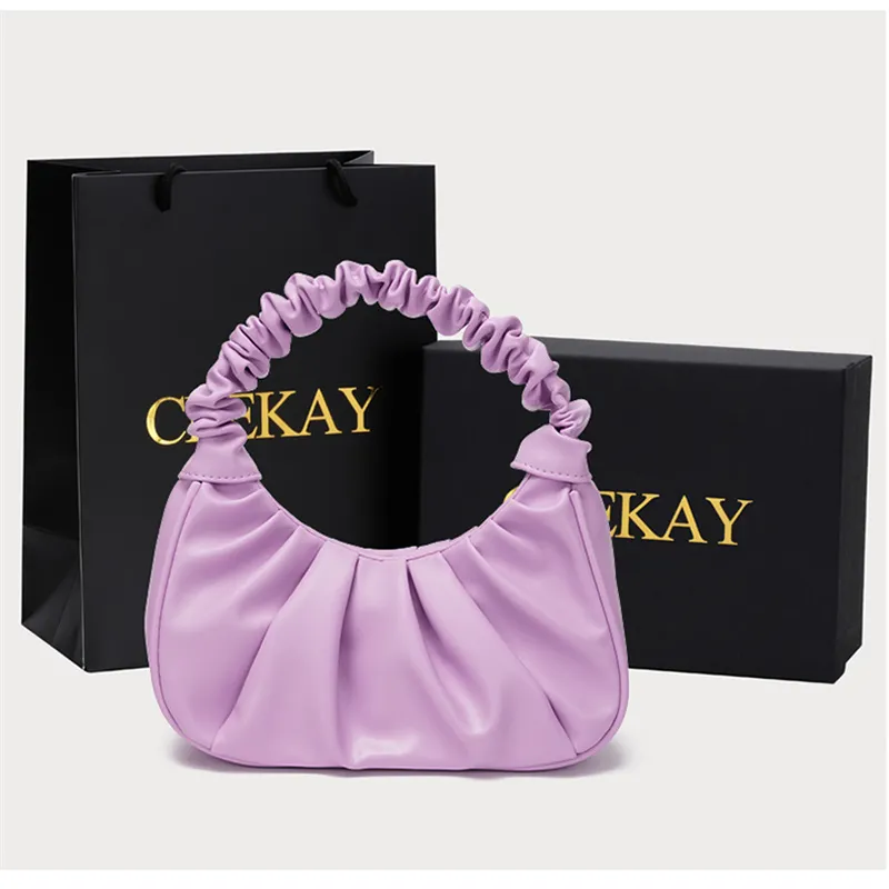 Fashion Messenger Crossbody Bag Designers Handväskor Purses Luxurys handväska Liten Totebag Löstagbar axelband Klassisk rotationslås Kvinnor