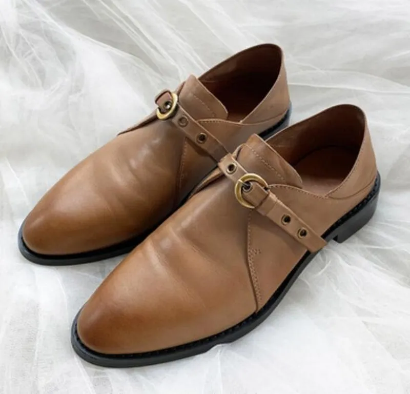 Estilo Britânico Cowskin Mocassins Mulheres Mulheres Flat Buckle Fivela Liso Lisa Vestido de Casamento Sapatos Grande Tamanho 35-42