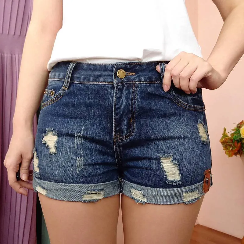 Automne Denim Shorts Pour Femmes Sexy Mini Shorts Femmes Rivet Trous Jeans Taille Basse Short Sans Ceinture Dechire Denim Court J2305 220309 Du 21 74 DHgate