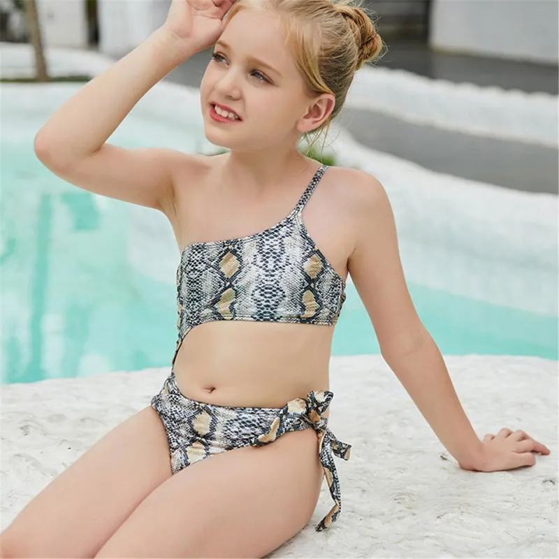 Wholesale Kids Ruffles Swimwear Fashion New Teen 12 Year Old One Piece  Ribbed Tie Dye Children Bikinis Swimming Suit - China Beachwear and  Children Swimwear price