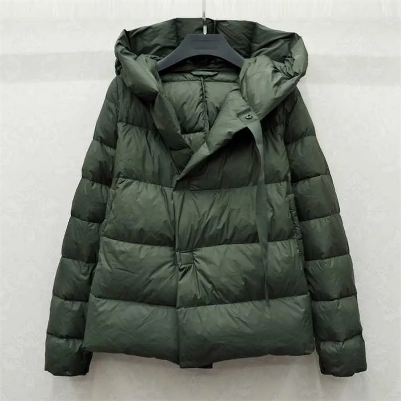 Зимняя куртка женщин ультра свет 90% белая утка вниз куртка с капюшоном теплый длинный рукав женский короткий вниз по парке армии зеленый 211221