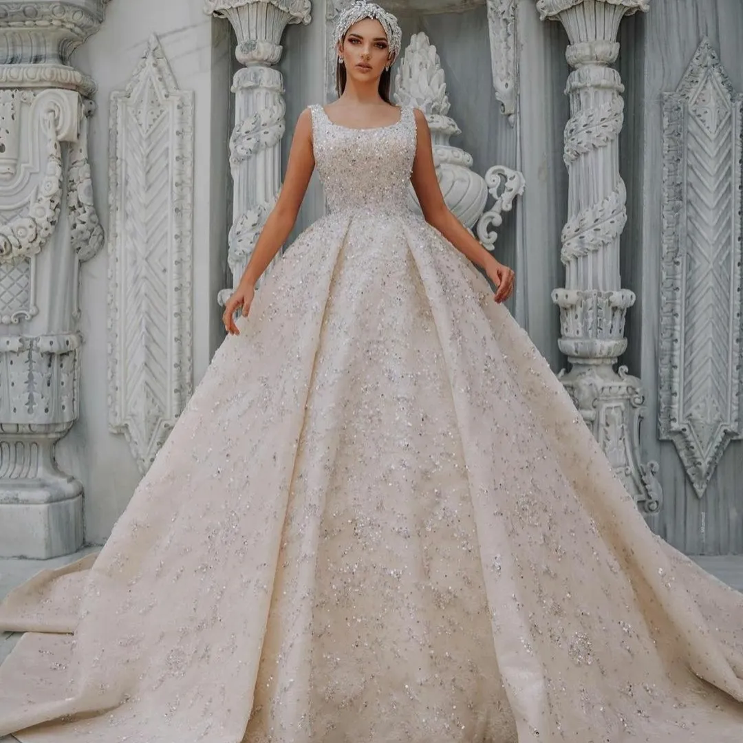 Elegant A Line Wedding Dresses Scoop Neck Beaded Vintage Bridal Gowns Arabic Dubai Sequined Plus Size vestido de novia