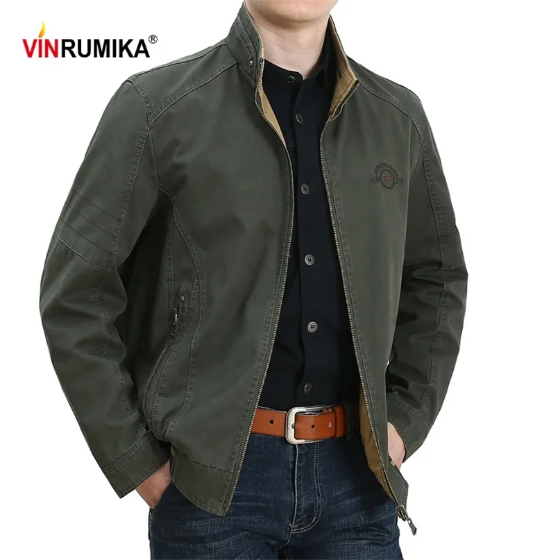 Wiosenna jesień Wysokiej jakości dwustronne mężczyzn w średnim wieku 100% bawełniany płaszcz z kurtki khaki ojciec Casual Style Man Army Green Pleats 211025