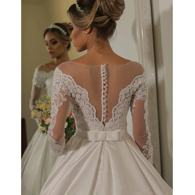 Scoop manches longues dentelle robe de mariée appliques corsage avec balayage train hiver bouton dans le dos robes de bal de mariage