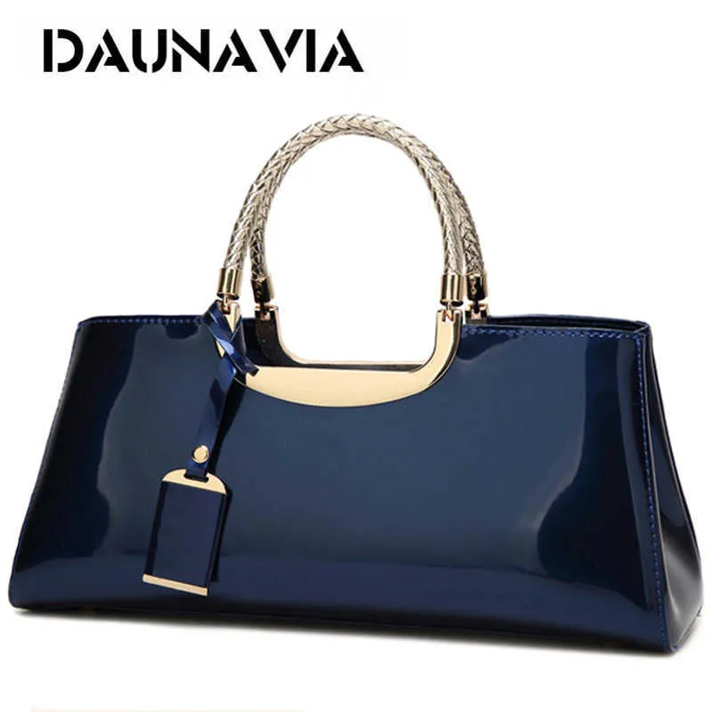 Daunavia Brand
