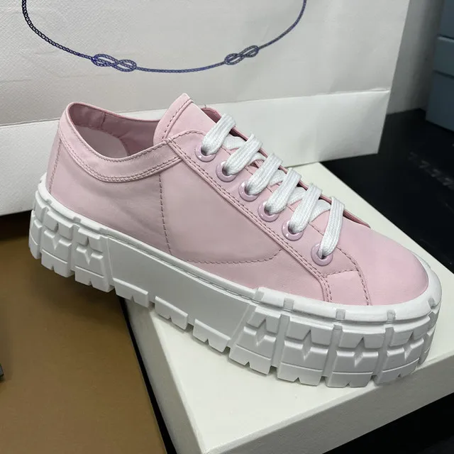 Luxury Women Designer Shoes Running Sneakers Nylon Casual Classic Canvas Sneakers Brand Lady Fashion Platform leisure