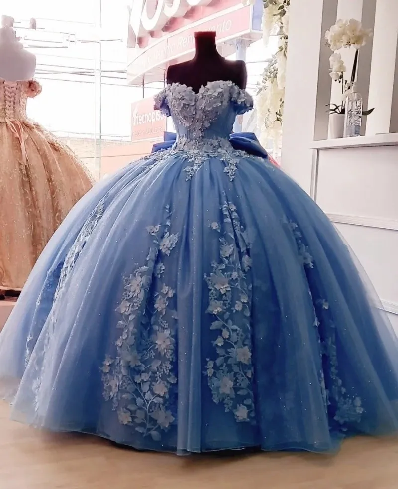 2021 mexikanska himmelsblå Quinceanera-klänningar med 3D-blomapplikationer Vestidos XV A￱os Sweet 16 Dress Bow robe de soir￩e