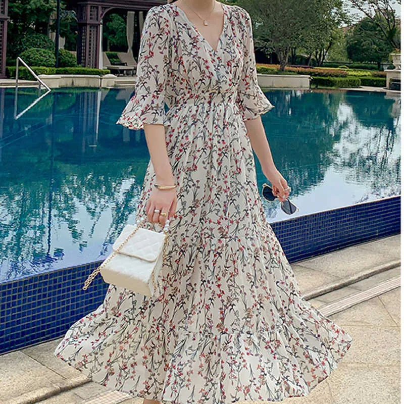 Maxi Boho Tropical Beach Abiti Vacanze Delle Donne lunghe Chiffon Bianco Floral DRSUMMER 2021 Pista Elegante Abiti da partito coreano X0621