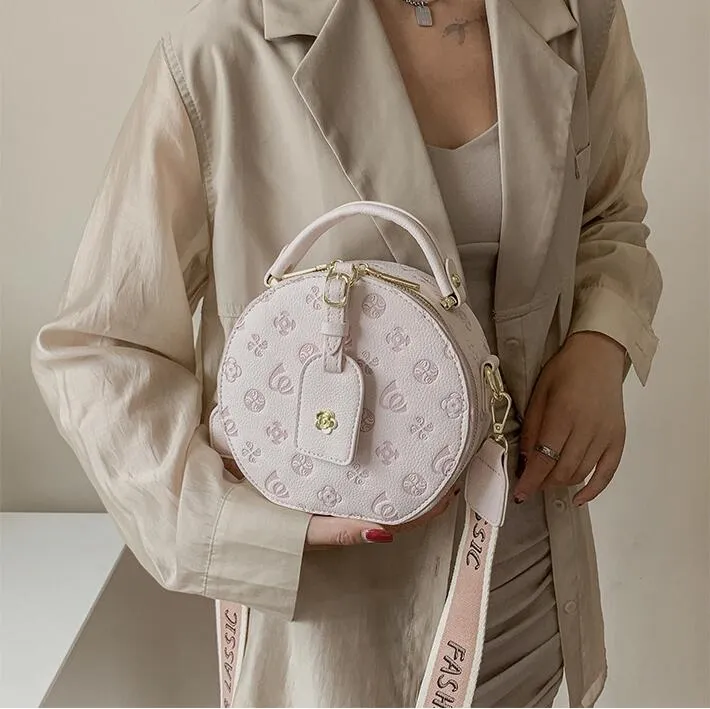 클래식 디자이너 브랜드 작은 PU 가죽 플랩 크로스 바디 가방 여성을위한 2021 트렌드 어깨 핸드백 패션