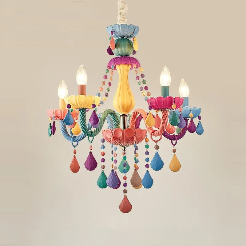 Lámparas colgantes 2021 Macaron Candy Techo Araña Color Vela Candelabros Habitación para niños Niña Dormitorio Princesa Decoración para el hogar Lámpara