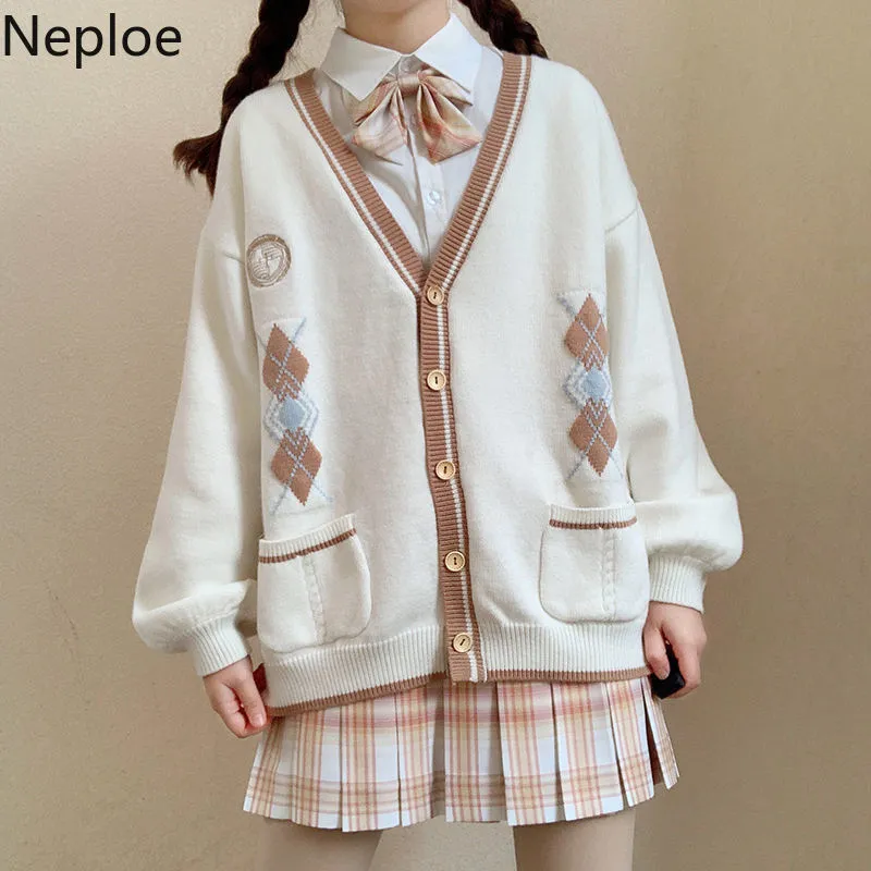 日本のセーターの女性のプレッピースタイルニットカーディガン特大の刺繍スチエーターコートシックな冬の服4F579 210422
