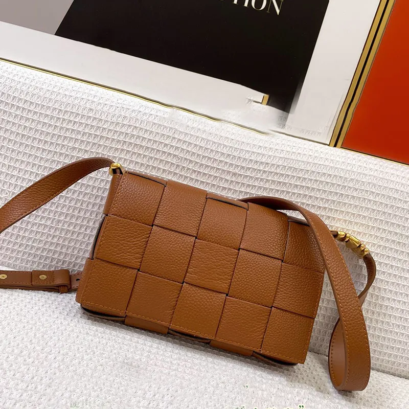 Handbags Ladies Luxury Designer Bag Shoulder Diagonal Bags Original Lychee Grain Leather Material with Wallet Card Holder